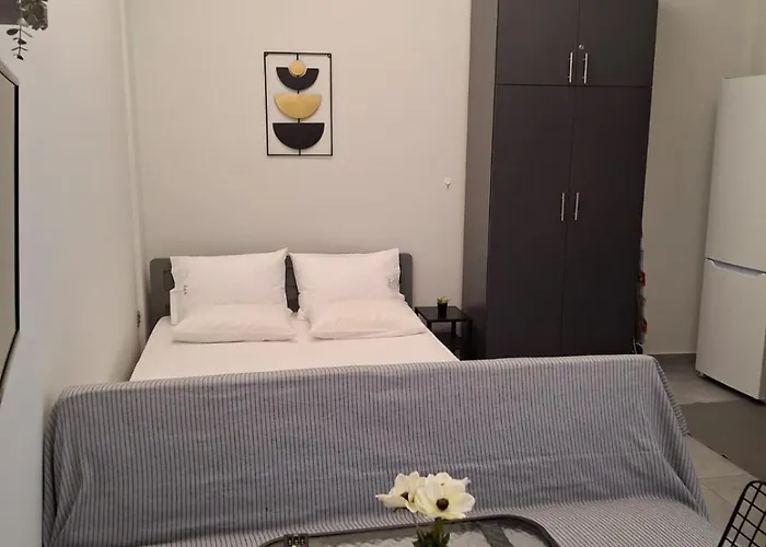 Appartement Studio Apartment *